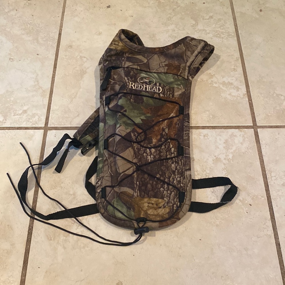 RedHead Camouflaged Small Bike Backpack
